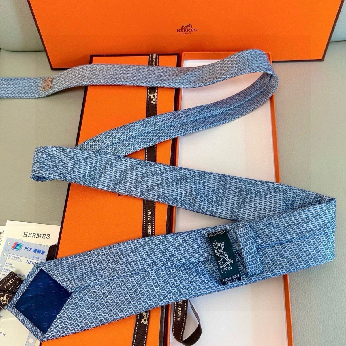 Hermes Style Men's Textured Basketweave Silk Tie