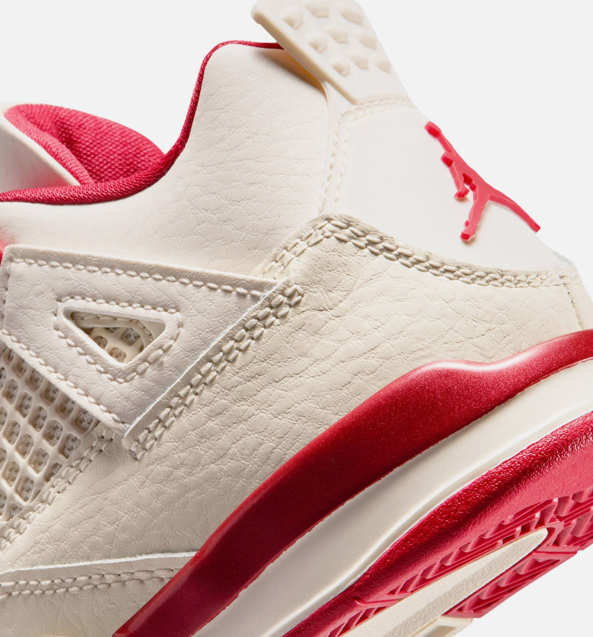 Air Jordan 4 Retro Valentines Day Preschool Lifestyle Shoes - Pale Ivory/Sierra Red/Tough Red