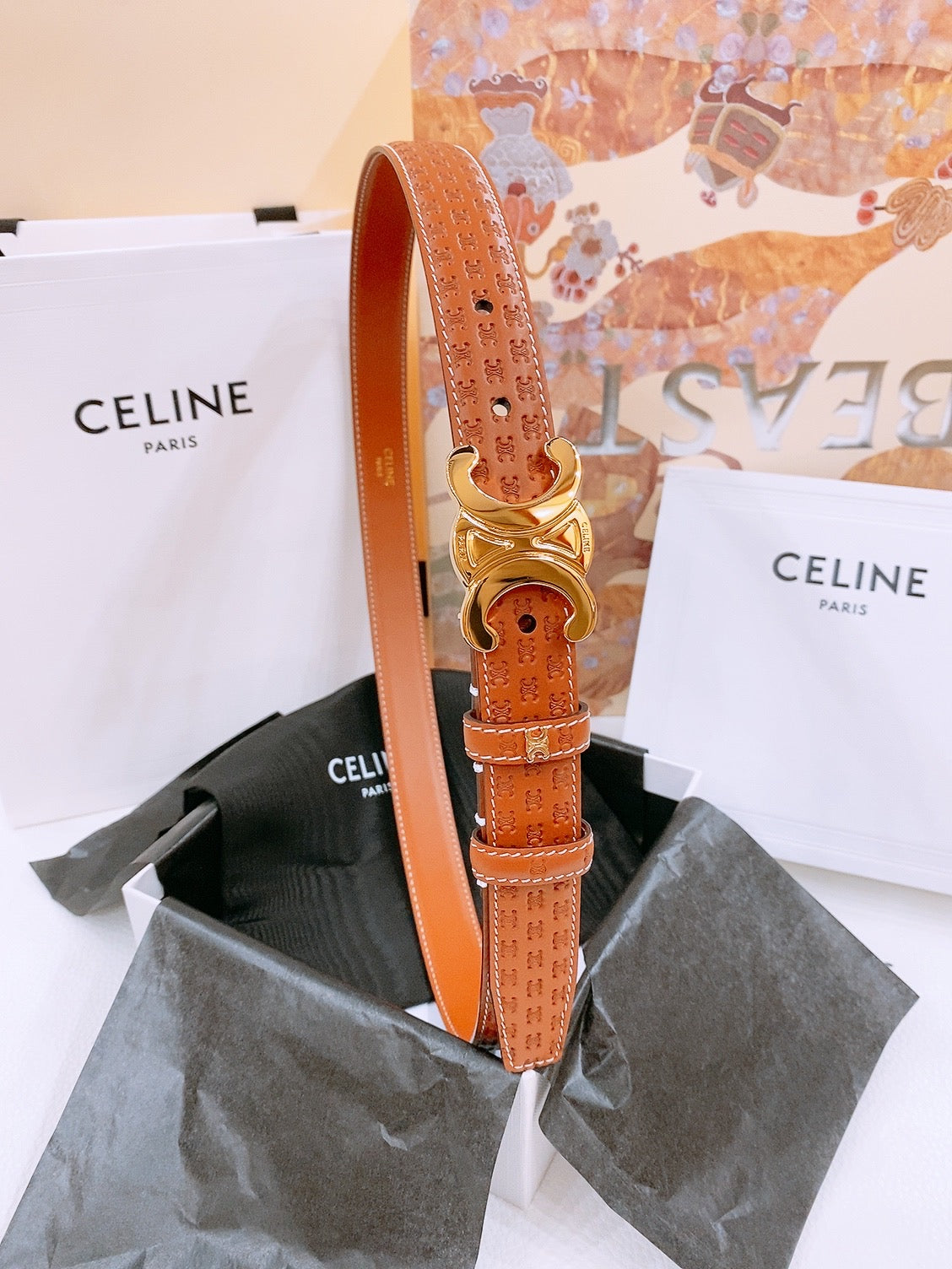 CELINE 25S TRIOMPHE BELT 25MM IN DARK CARAMEL CALFSKIN DEBOSSED LOGO 570964