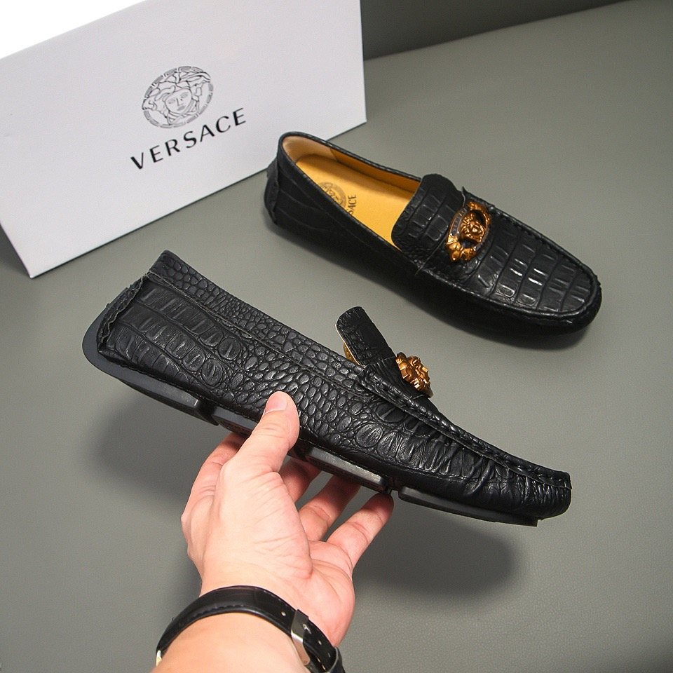Men's Black Textured Loafers with Gold-Tone Ornament